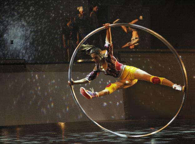 Cirque Éloize: iD ¦ Photo: Theatre T & Cie / Valerie Remise