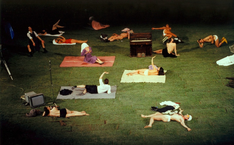 Tanztheatre Wuppertal Pina Bausch - 1980 - photo Ulli Weiss